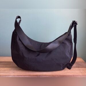 Fast Fairy Medium Crescent Bag Baggu twin